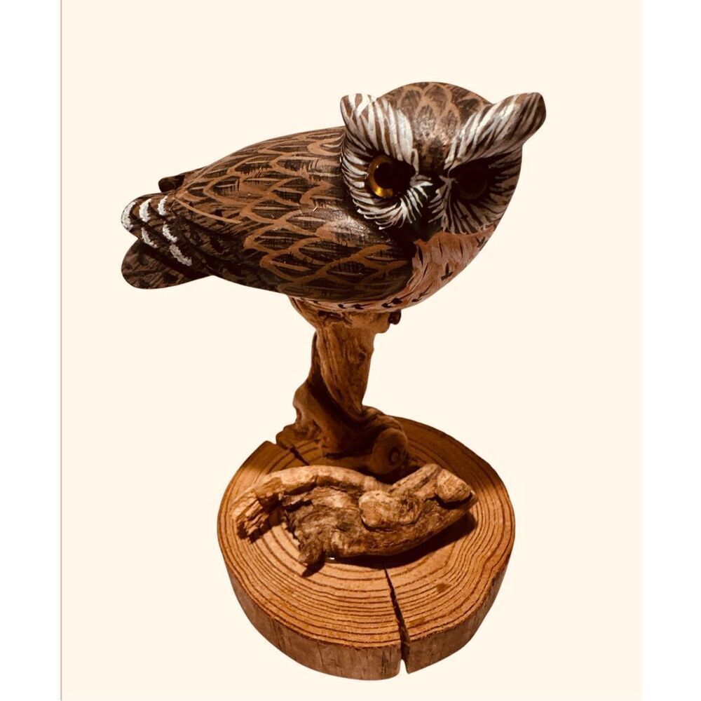 Vintage1970s Hand-Carved Painted Tupelo Wood Owl figurine Mounted Base USA